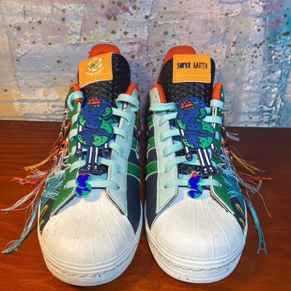 adidas gazelle silver green womens Adidas Consortium GX3823 Sean Wotherspoon SUPEREARTH Superstar Mens  Lifestyle Shoe